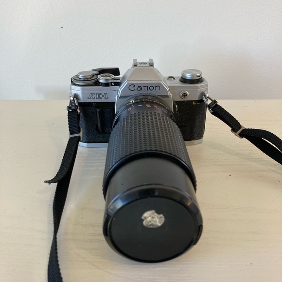 Canon AE-1 Near Mint